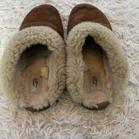 UGG slippers - Picture 3 of 7